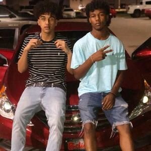 Meet your Posher, Jerra